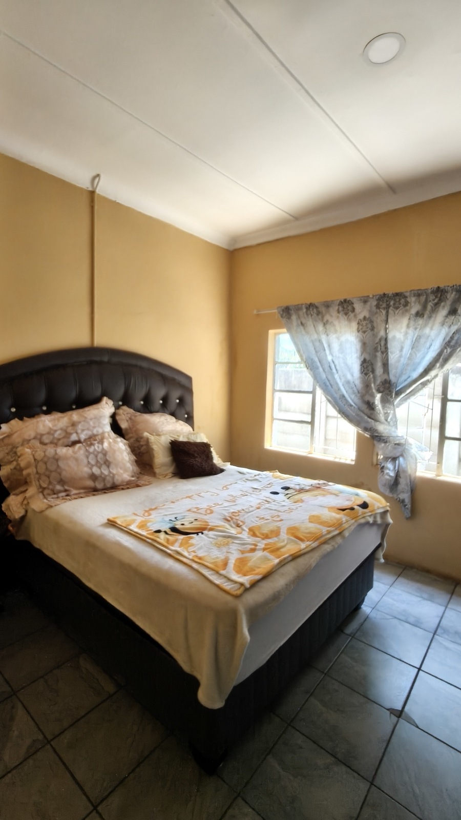 4 Bedroom Property for Sale in Hennenman Free State